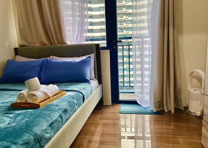 Stylish Haven In Bustling Ayala, Makati